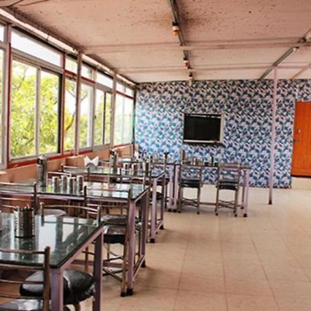 Hotel Abhimanyu Pachmarhi Bagian luar foto