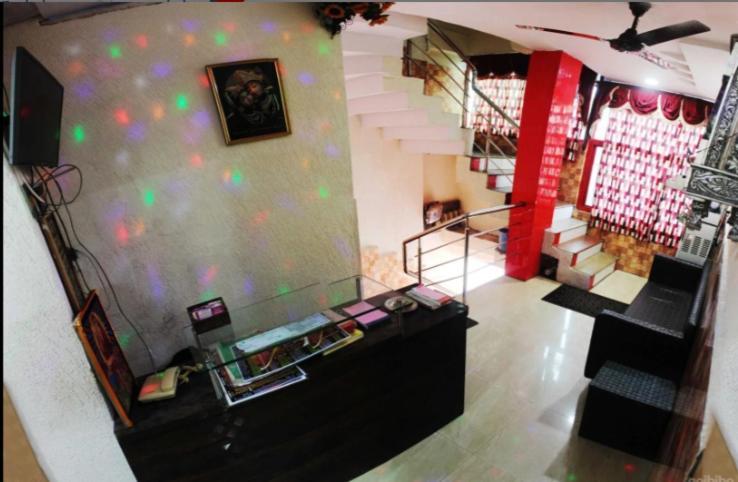 Hotel Abhimanyu Pachmarhi Bagian luar foto
