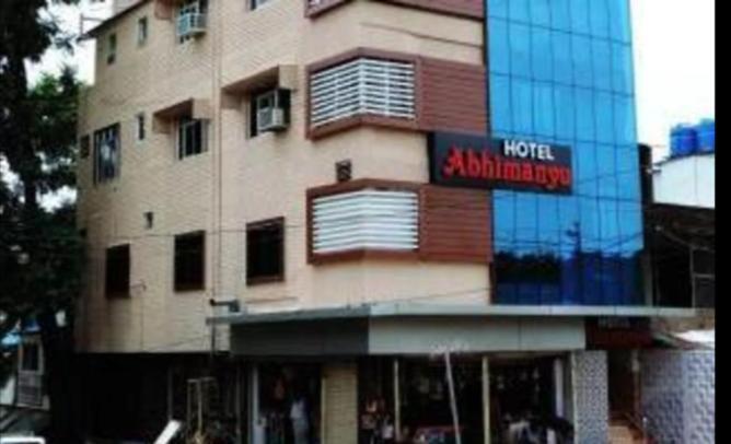 Hotel Abhimanyu Pachmarhi Bagian luar foto